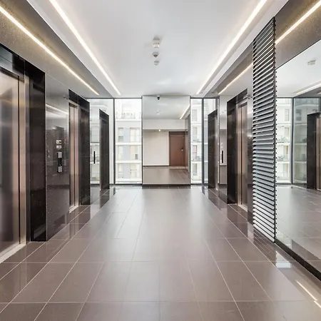 Comfort 939 By Bookinghost Apartment